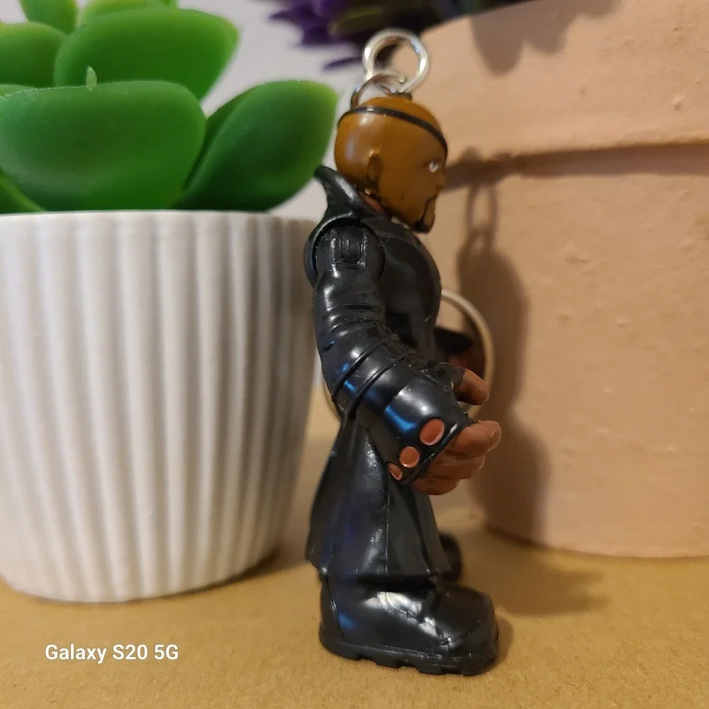 Marvel‎ Nick Fury Action Figure Keychain Eye Patch Black Coat Collectible